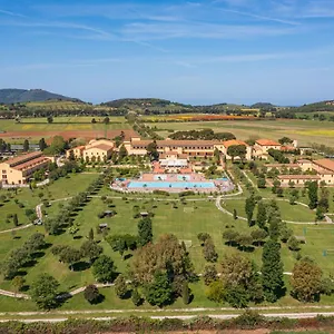 Vakantiepark Poggio All'Agnello Sport & Family Holidays, Populonia