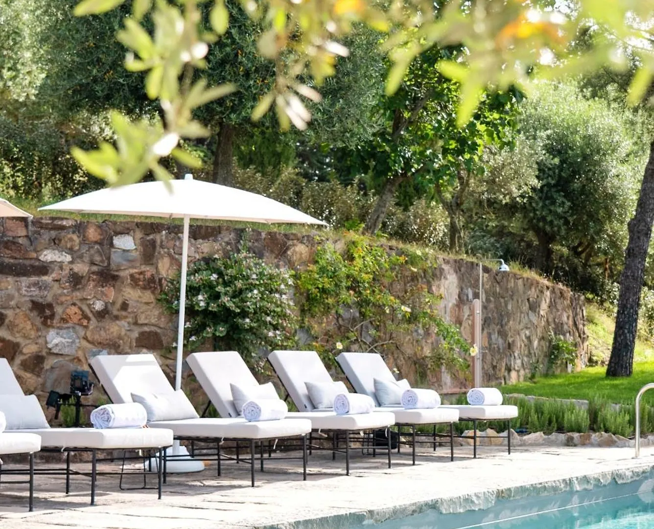 ראדה אין קיאנטי Pieve Aldina Relais & Chateaux מלון ראדה אין קיאנטי